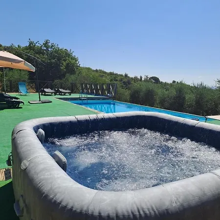 בית נופש Le Corniole Mit Pool- Jacuzzi Und Grill By Interhome צ'יביטלה אין ואל די קיאנה